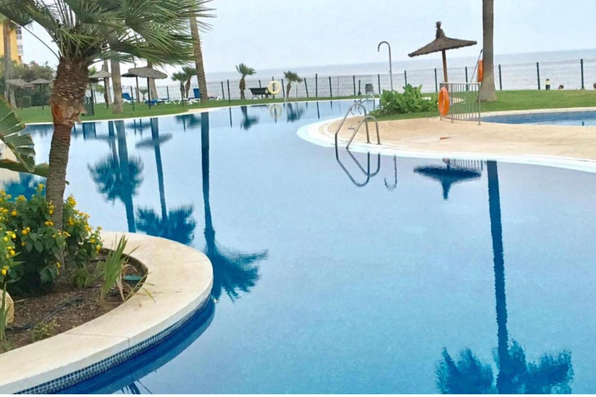Mi Capricho 2D Beachfront- Apartment With Sea View - Costa Del Sol Sitio de Calahonda ภายนอก รูปภาพ