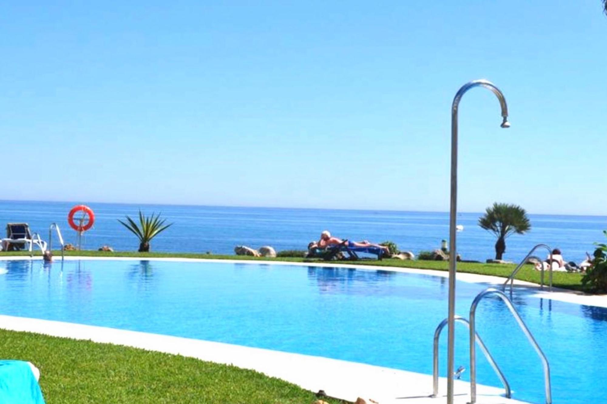 Mi Capricho 2D Beachfront- Apartment With Sea View - Costa Del Sol Sitio de Calahonda ภายนอก รูปภาพ