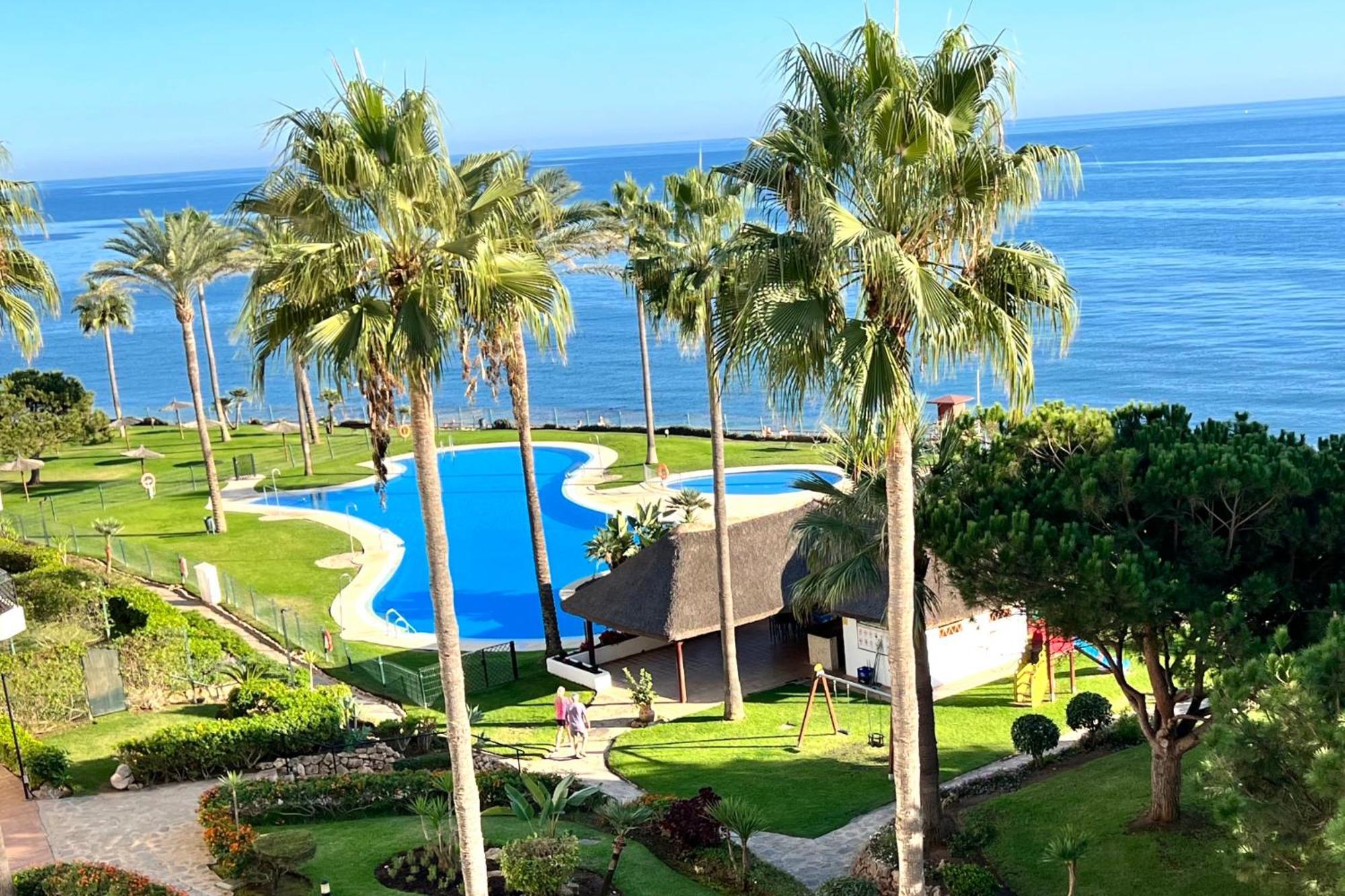 Mi Capricho 2D Beachfront- Apartment With Sea View - Costa Del Sol Sitio de Calahonda ภายนอก รูปภาพ
